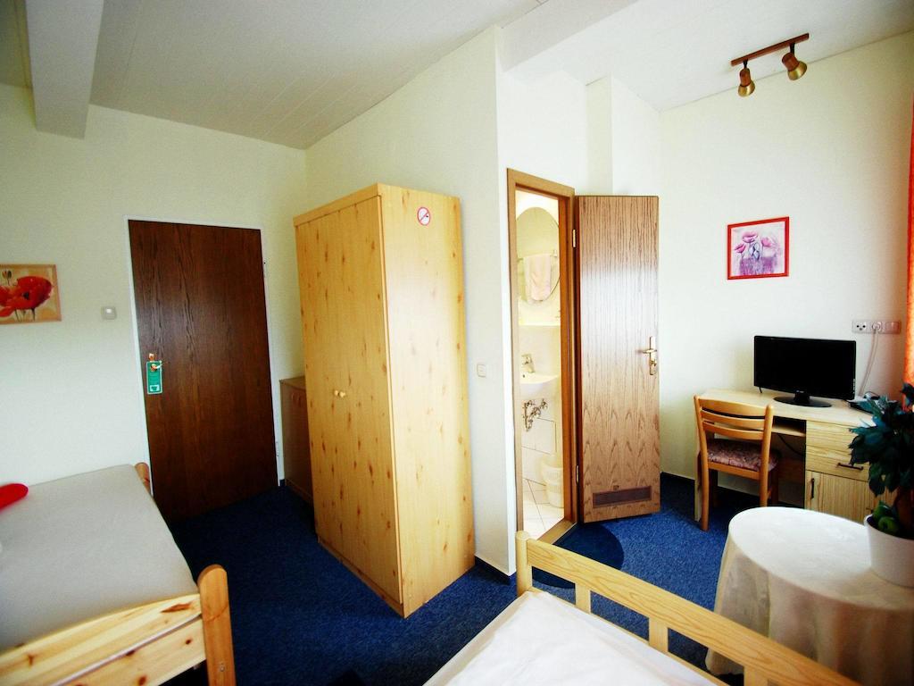 ברגהיים Hotel Konert מראה חיצוני תמונה